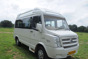 9 Seater Tempo Traveller in Chandigarh