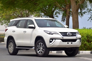 Rent a Fortuner in Chandigarh